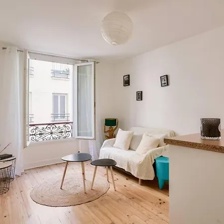 Superbe Studio Au Coeur Du 17ᵉ Arrondissement アパート パリ